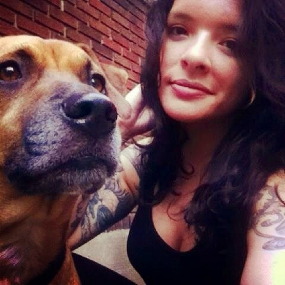 Meet your Posher, Hillary